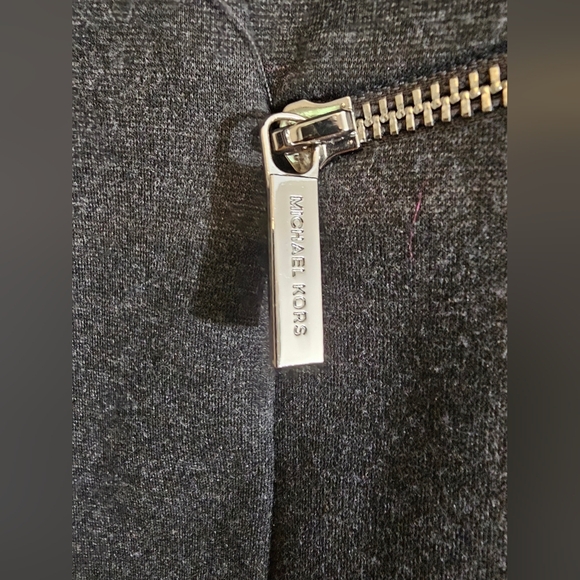 Michael Kors Elegant Gray Women's Skirt - Picture 2 of 7